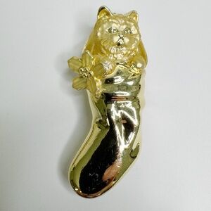 AJC Gold Cat Stocking Brooch Christmas Pin Vintage American Jewelry Company